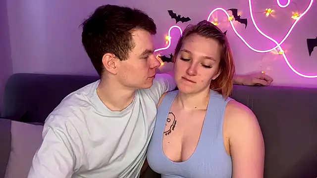 julielourens online show from 24, 10, 2025