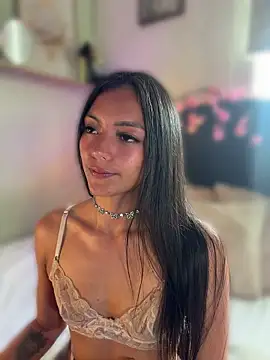 Snapshot of im-isabella chatting on 7, 6, 2026 im-isabella online show from 7, 6, 2026