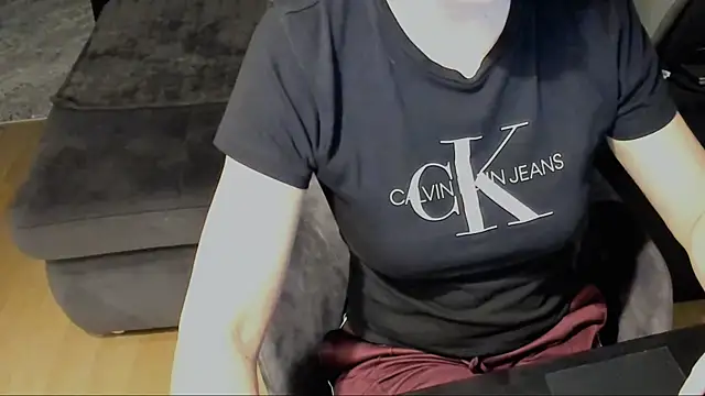 Horny mommy online show from 20, 3, 2026