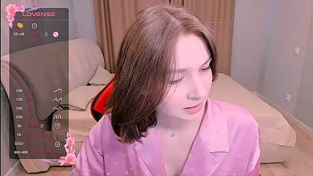 Nika Whiter online show from 13, 9, 2025