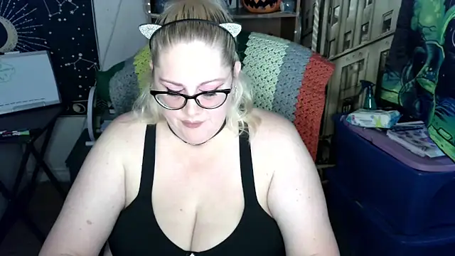 Kinky Witch online show from 19, 5, 2026