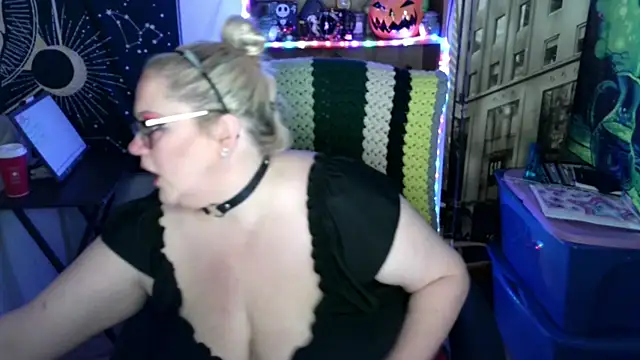 Kinky Witch online show from 22, 5, 2026