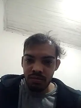 Snapshot of GuilhermeYuree chatting on 1, 11, 2025 GuilhermeYuree online show from 1, 11, 2025