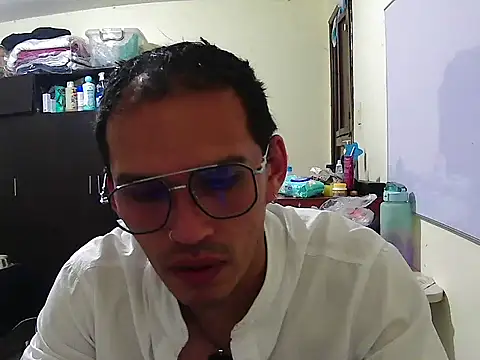 DOBLEWYOSK69G online show from 15, 9, 2025