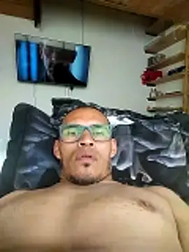 DOBLEWYOSK69G online show from 5, 2, 2026