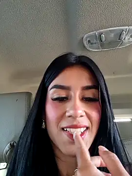 Juliana Xander online show from 7, 1, 2026