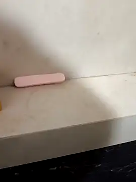 Snapshot of fourteenflash chatting on 7, 10, 2025 fourteenflash online show from 7, 10, 2025