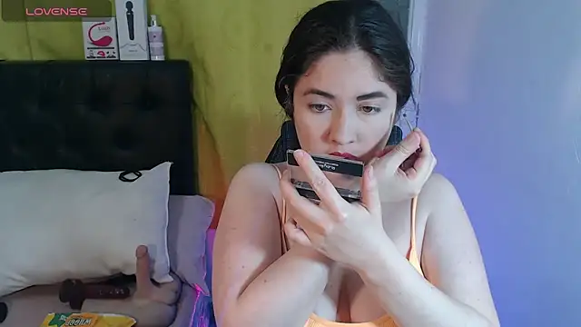 Snapshot of KrystalAdams chatting on 12, 2, 2026 KrystalAdams online show from 12, 2, 2026