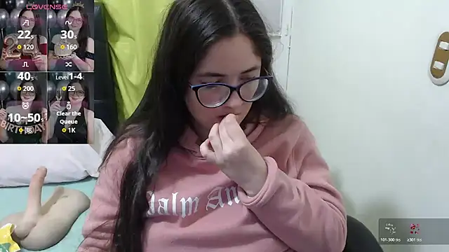 Snapshot of KrystalAdams chatting on 13, 3, 2026 KrystalAdams online show from 13, 3, 2026