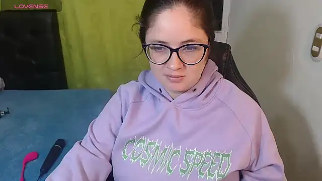 Snapshot of KrystalAdams chatting on 23, 4, 2026 KrystalAdams online show from 23, 4, 2026