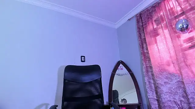 Snapshot of Pamela_Squirtt chatting on 16, 1, 2026 Pamela Squirtt online show from 16, 1, 2026