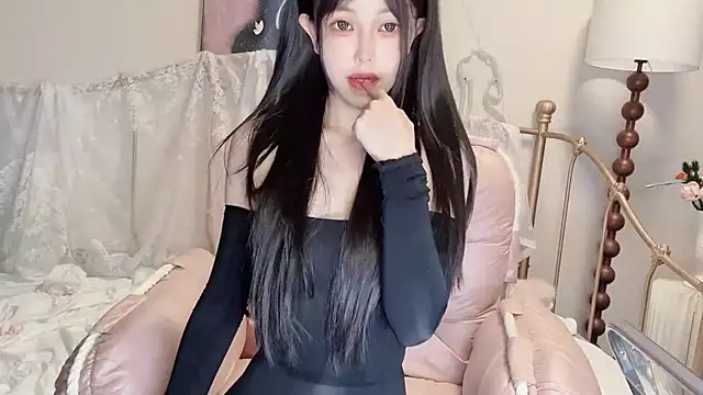 Snapshot of kiraa-0051 chatting on 20, 9, 2025 kiraa-0051 online show from 20, 9, 2025