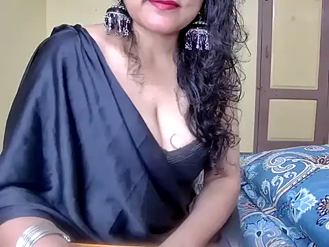 Snapshot of MasTANIYA chatting on 28, 11, 2025 MasTANIYA online show from 28, 11, 2025