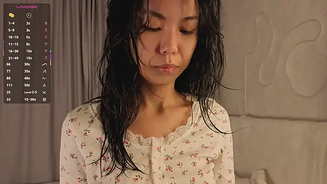 AlodiaAxley online show from 23, 11, 2025