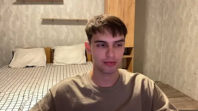 Snapshot of elliot_scott chatting on 12, 9, 2025 elliot scott online show from 12, 9, 2025