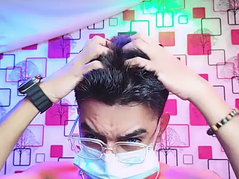 Snapshot of ChiseledCharm chatting on 1, 11, 2025 ChiseledCharm online show from 1, 11, 2025