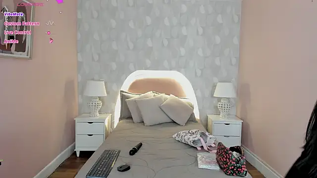 Snapshot of isabella_milf_ chatting on 16, 5, 2026 isabella milf online show from 16, 5, 2026