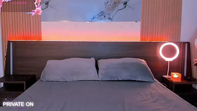 samanthaa moon online show from 20, 2, 2026