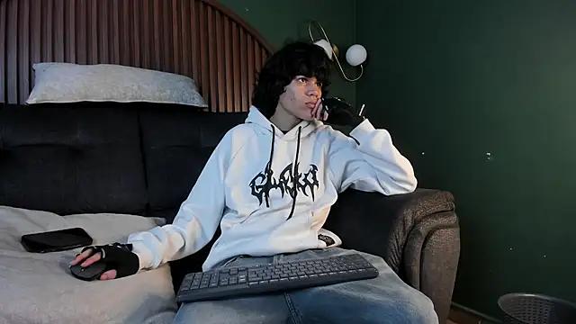 Snapshot of Diamond_twink chatting on 12, 7, 2026 Diamond twink online show from 12, 7, 2026