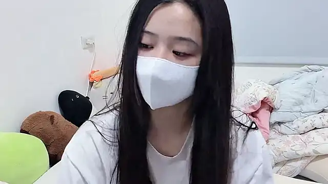 Snapshot of LHeart chatting on 26, 5, 2026 LHeart online show from 26, 5, 2026