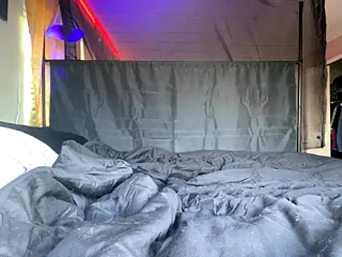 lilthicky352 online show from 5, 11, 2025