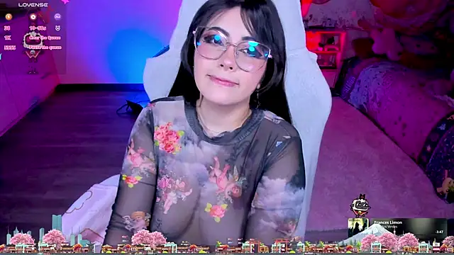 Snapshot of AlyssaRomanova chatting on 3, 4, 2026 AlyssaRomanova online show from 3, 4, 2026