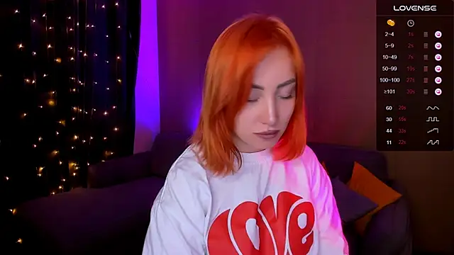 Snapshot of deboramoore chatting on 8, 3, 2026 deboramoore online show from 8, 3, 2026