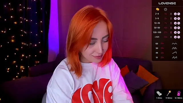 Snapshot of deboramoore chatting on 8, 3, 2026 deboramoore online show from 8, 3, 2026