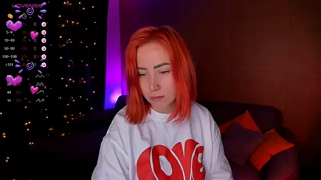 Snapshot of deboramoore chatting on 18, 3, 2026 deboramoore online show from 18, 3, 2026