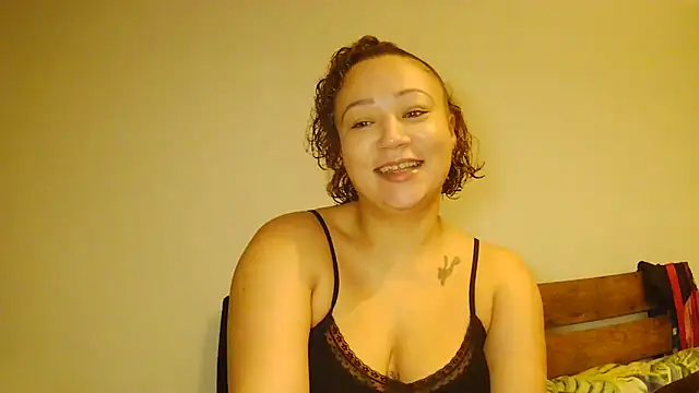 Snapshot of FieryAutumn_25X chatting on 22, 12, 2025 FieryAutumn 25X online show from 22, 12, 2025