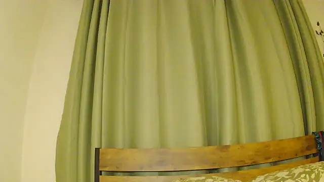 Snapshot of FieryAutumn_25X chatting on 6, 1, 2026 FieryAutumn 25X online show from 6, 1, 2026