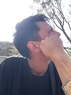 Snapshot of andrewcoopper1 chatting on 4, 2, 2026 andrewcoopper1 online show from 4, 2, 2026