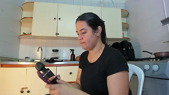 GreciaFox1 online show from 17, 3, 2026