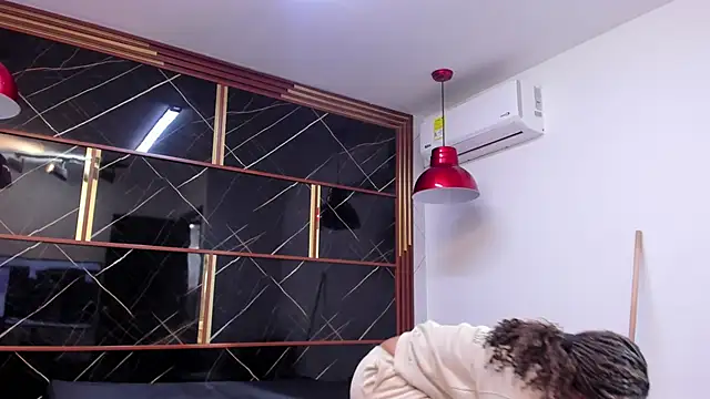 Snapshot of HannyThompson chatting on 3, 10, 2025 HannyThompson online show from 3, 10, 2025