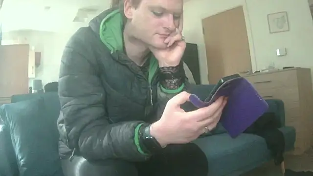 Snapshot of avamaxwell chatting on 16, 5, 2026 avamaxwell online show from 16, 5, 2026