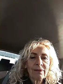 Snapshot of clarabell4 chatting on 27, 4, 2026 clarabell4 online show from 27, 4, 2026