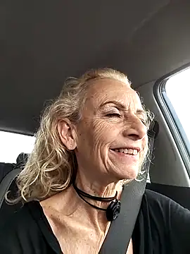 Snapshot of clarabell4 chatting on 5, 5, 2026 clarabell4 online show from 5, 5, 2026