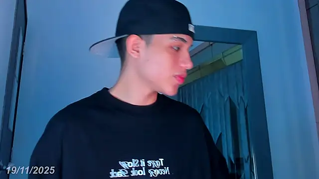 Sebax Young online show from 19, 11, 2025