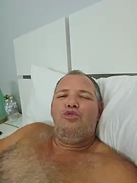 Snapshot of cubanitofeliz40 chatting on 11, 6, 2026 cubanitofeliz40 online show from 11, 6, 2026