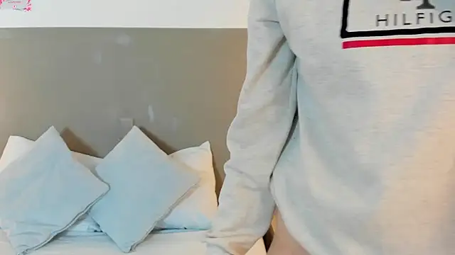 emma fhox online show from 8, 10, 2025