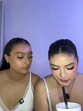 Snapshot of nicolexxaleja chatting on 8, 5, 2026 nicolexxaleja online show from 8, 5, 2026