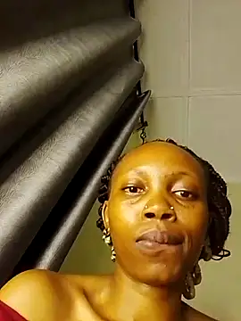 SeffieLucy online show from 16, 11, 2025