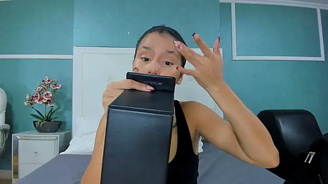 ania gomez online show from 15, 11, 2025