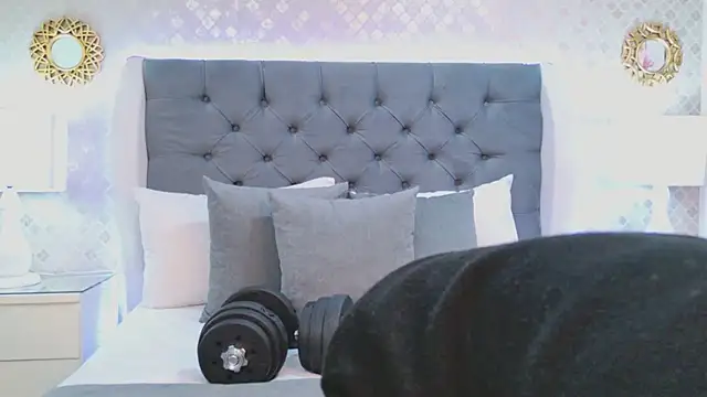 ZoeKrug online show from 11, 1, 2026