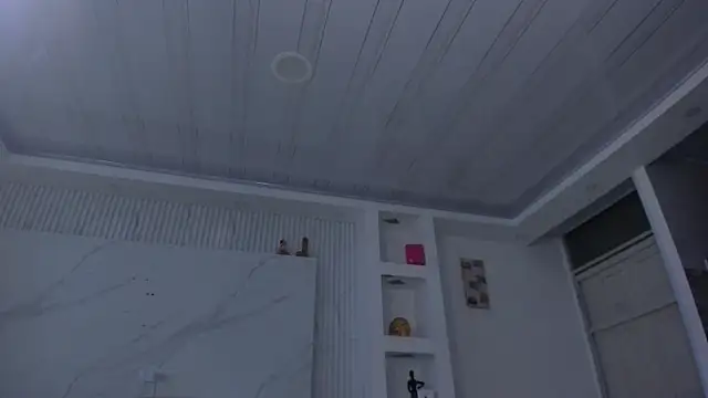 Chloe cooperr online show from 21, 3, 2026