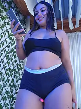 Snapshot of Yessica_Lopezz chatting on 20, 4, 2026 Yessica Lopezz online show from 20, 4, 2026