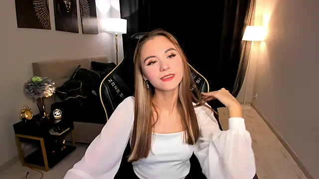 EllaCurtis online show from 3, 2, 2026