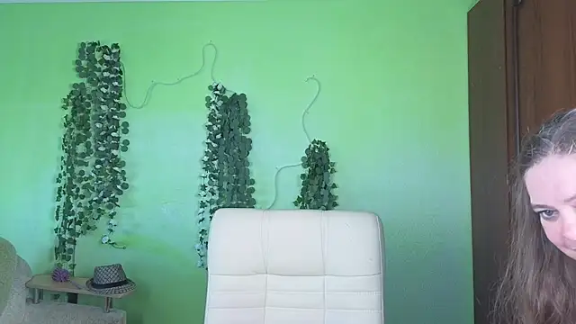 Snapshot of Habibi_Honeyy chatting on 25, 10, 2025 Habibi Honeyy online show from 25, 10, 2025