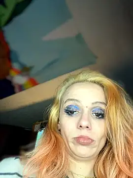 Snapshot of HodgeVibes chatting on 23, 2, 2026 HodgeVibes online show from 23, 2, 2026