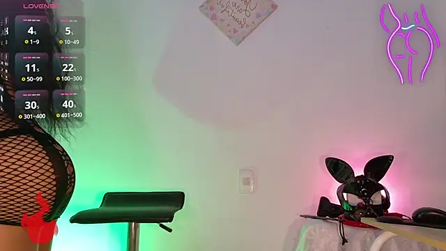 Snapshot of Barbydominant_fetish chatting on 24, 6, 2026 Barbydominant fetish online show from 24, 6, 2026